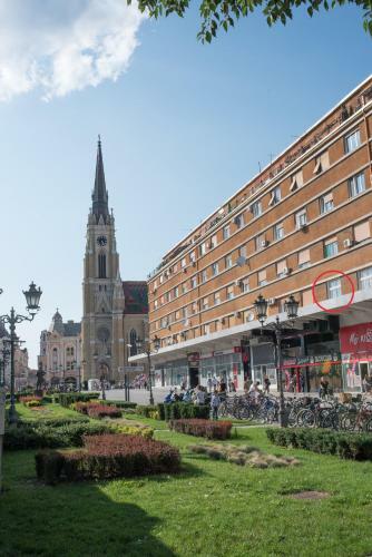 Old Town Square Apartment Novi Sad