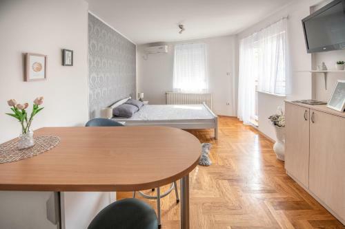 Stella Modern Apartment 2