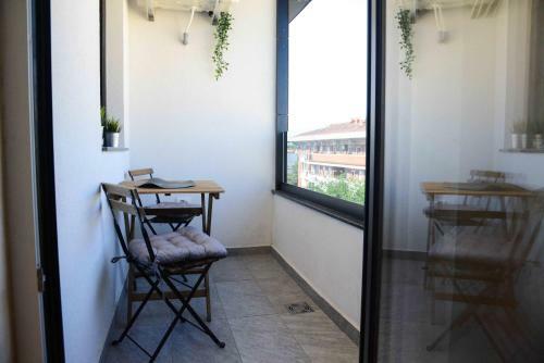 Tesla 70 Apartment With Parking