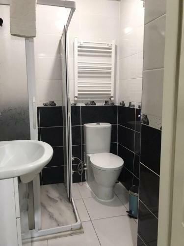 Ador Troia Hotel
