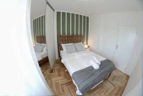 Apartment Dobraya Grey