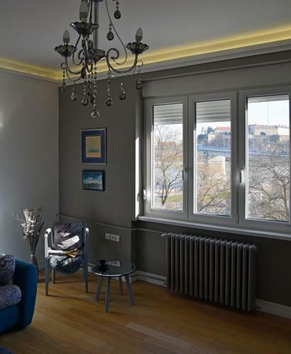 Fortress View, Central Apartment, Best Location.