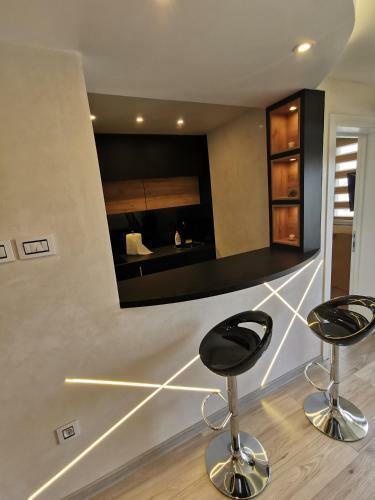 Brend New Luxurious Apartment In Center With Parking Spot