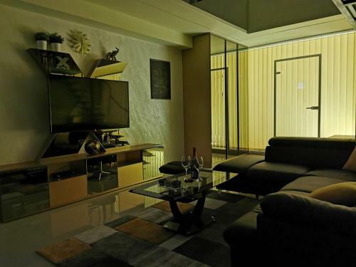 Xspa Apartment Cryptocurrency Pay Available