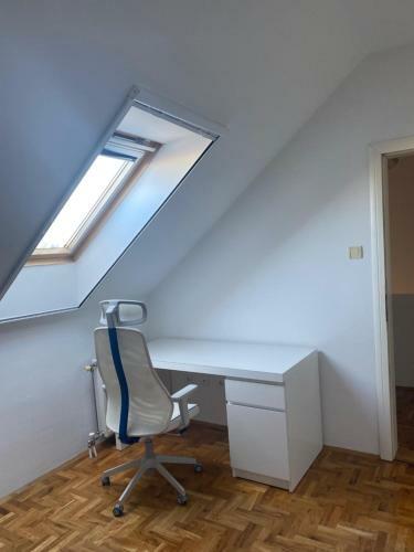 Spacious & Elegant Apartment - Sajam - Parties Are Not Allowed