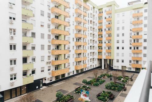 Regina Apartments