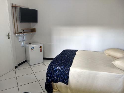 Hospedagem Da Cris Quartos E Suites