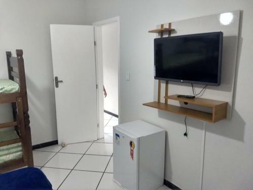 Hospedagem Da Cris Quartos E Suites