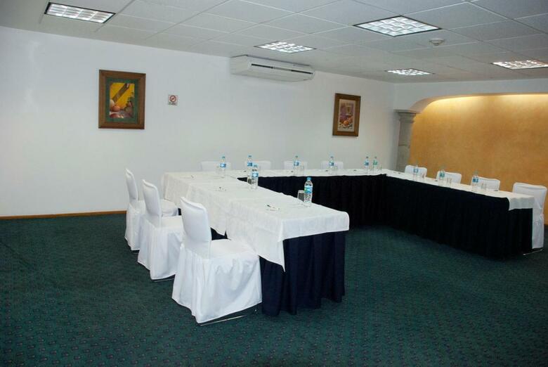 Hotel & Suites Pf