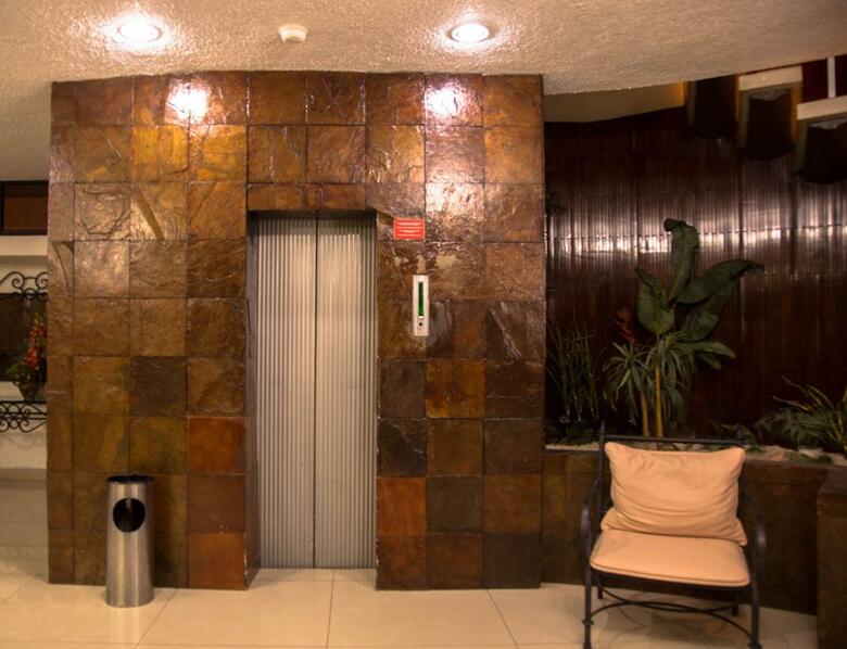 Hotel Ambassador