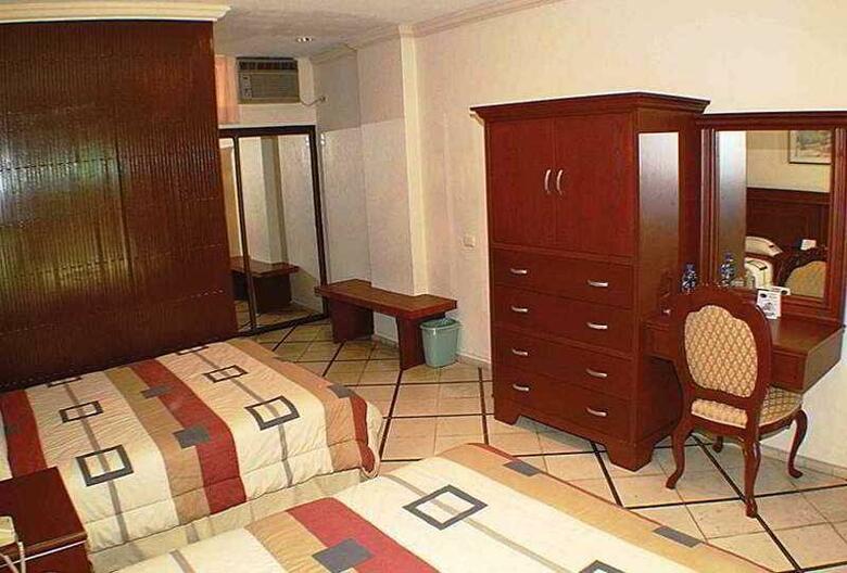 Hotel Ambassador