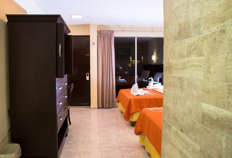 Hotel Ambassador