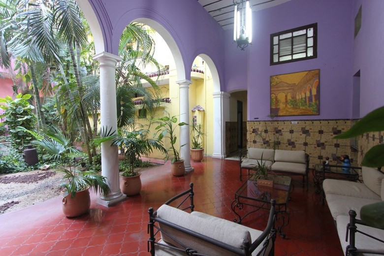 Hotel Colon
