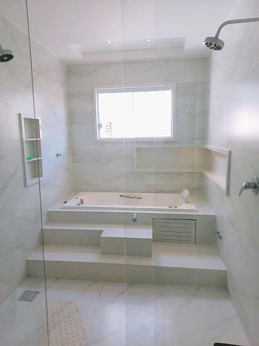 Casa 3 Suites Ar/piscina/churrasqueira