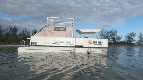 Boat House - Monte Alto