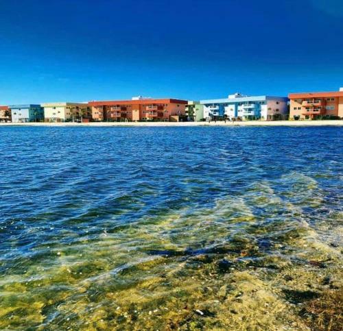 Apartamento Resort Goldenlake Em Arraial Do Cabo
