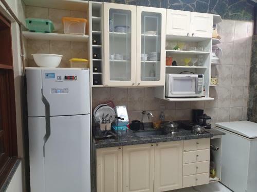 Casa Com 4 Quarto Em Buzios - 2 Suites - Perto De Tudo