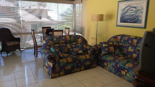 Casa Com 4 Quarto Em Buzios - 2 Suites - Perto De Tudo