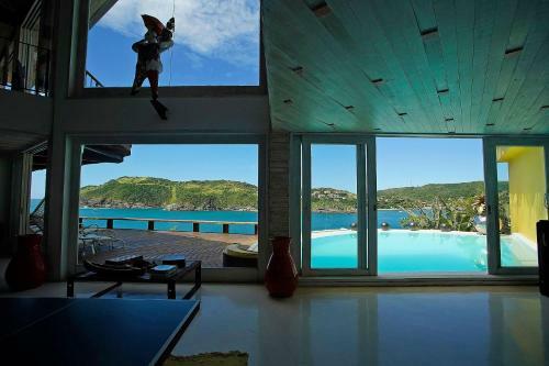 Encantos Da Praia Da Ferradura - Conforto E Requinte!