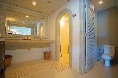 Encantos Da Praia Da Ferradura - Conforto E Requinte!