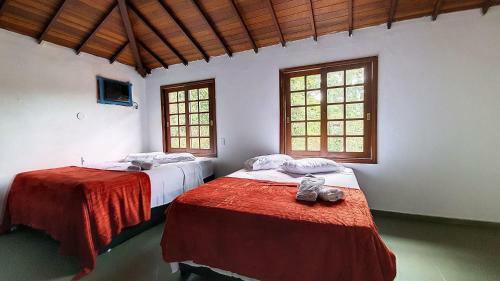 Casa Com Piscina A 200 Metros Do Centro