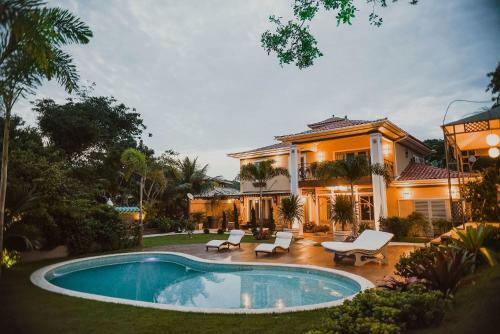 Mans�o Paradise - Praia E Requinte!