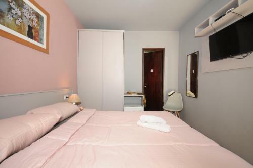 Hostal Leoli Pousada