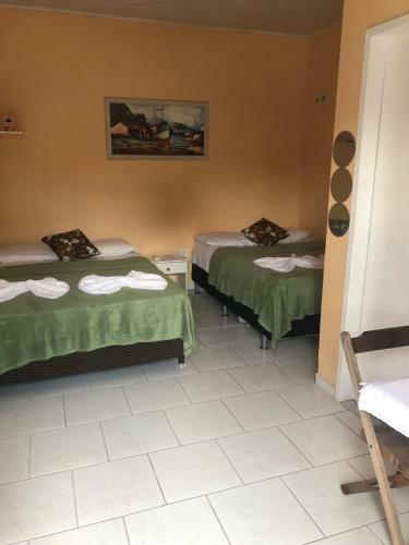 Hostal Piscina De B�zios