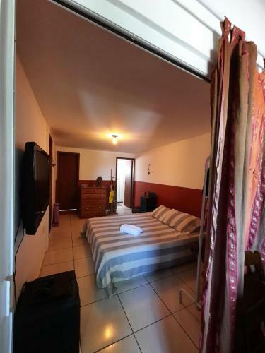 Casa Com Laje Em Manguinhos