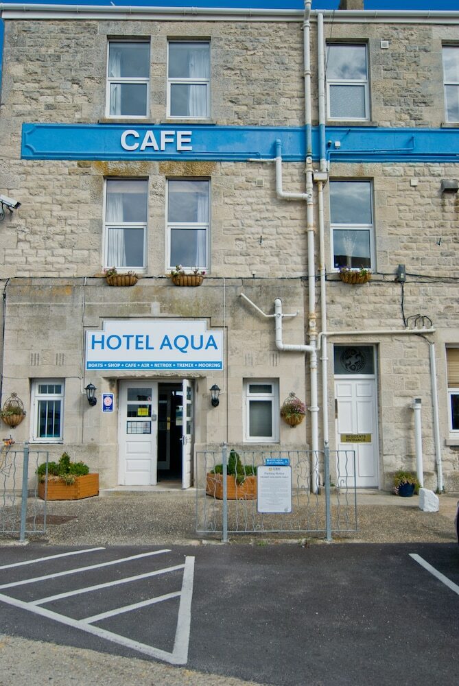 Hotel The Aqua