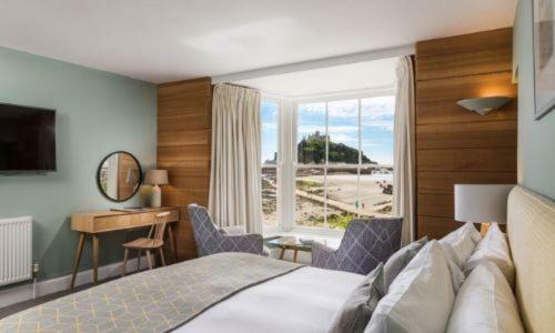 Hotel Godolphin Arms