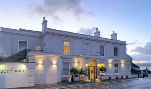 Hotel Godolphin Arms