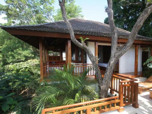Lodge Canta La Rana