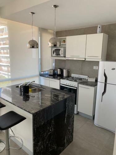Apartamento C�lido Y Moderno Departamento