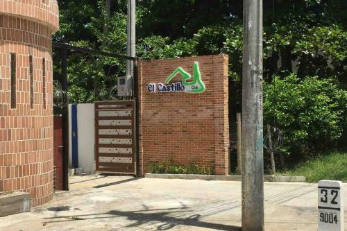 Apartamento En Cove�as C�modo Y Acogedor