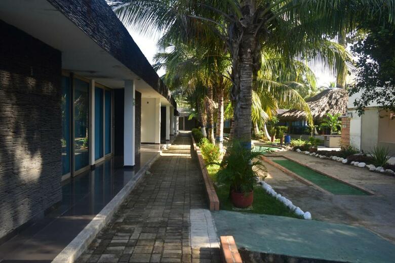 Caba�a En Cove�as En Acogedor Conjunto Residencial