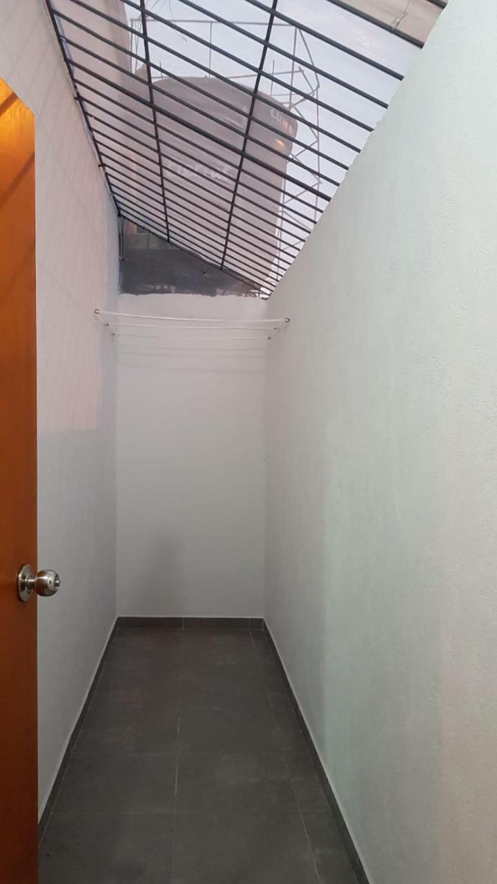 Caba�a En Cove�as En Acogedor Conjunto Residencial