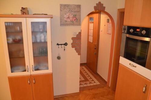 Apartment Crystal Rose