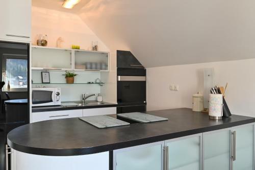 Apartment ?tros With Private Sauna