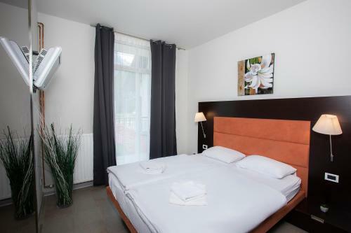 Apartments Loti And Tedy