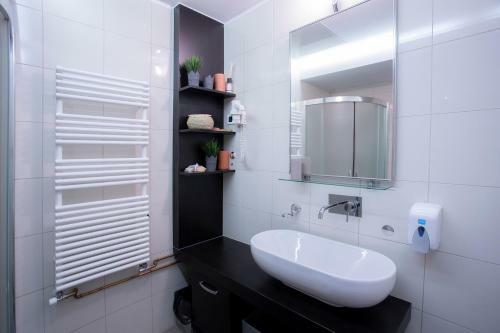 Apartments Loti And Tedy