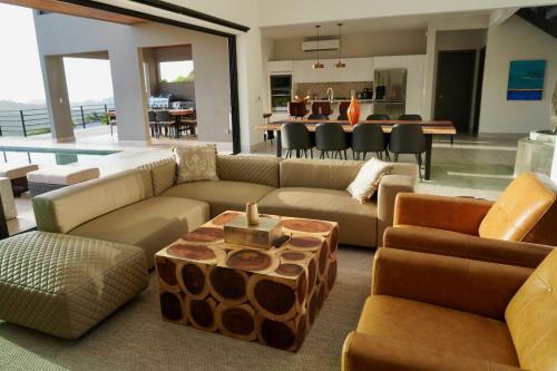 Villa Casa Iluminacion. Golden Sunset Views!
