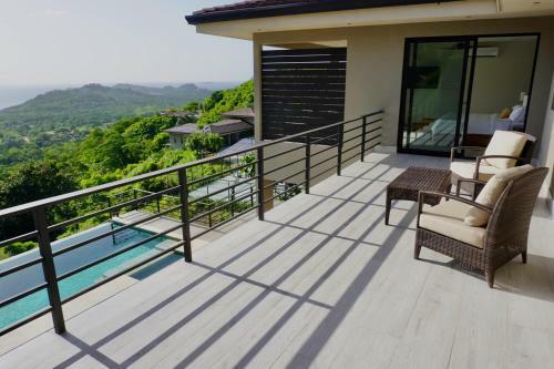 Villa Casa Iluminacion. Golden Sunset Views!
