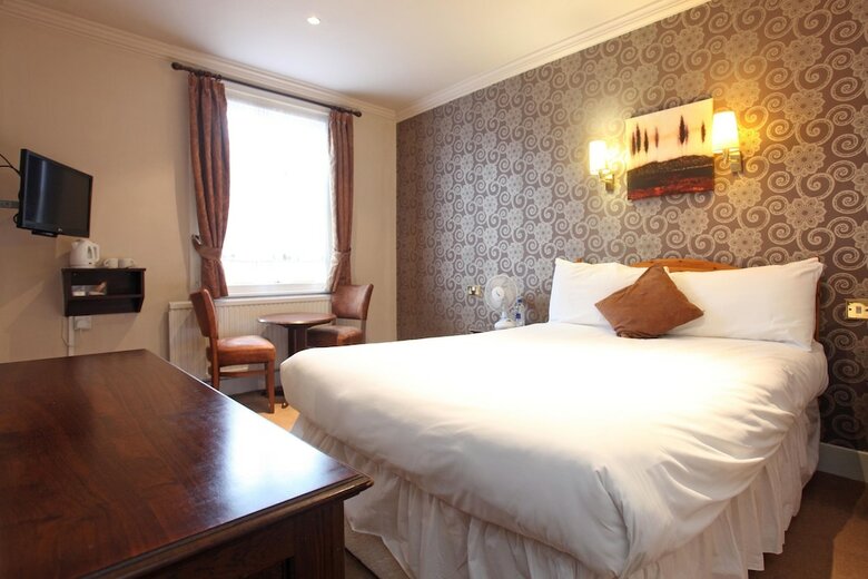 Posada White Hart Hotel By Marton's Inns