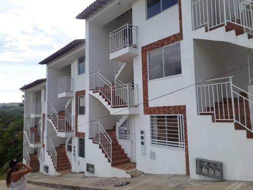 Acogedor Apartamento En Curit�