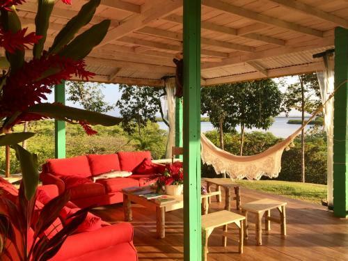 Villa Lima Lim�n Eco-house