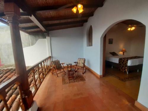 Casa Alma-spacious & Breezy 3bed/3bath House W/garden