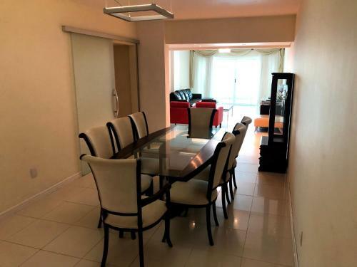 Apartamento Ap 200m2 Frente Mar E 3 Vagas de Garagem