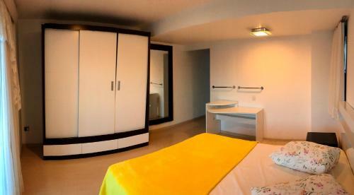 Apartamento Ap 200m2 Frente Mar E 3 Vagas de Garagem