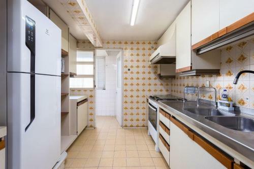 Like Home - Aconchegante Apartamento Com Vista Mar - 4 Dormit�rios